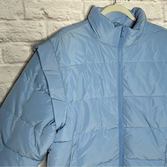 NWT WEWOREWHAT Snap Off Sleeve Puffer Jacket in Blue Bell - Picture 8 of 16